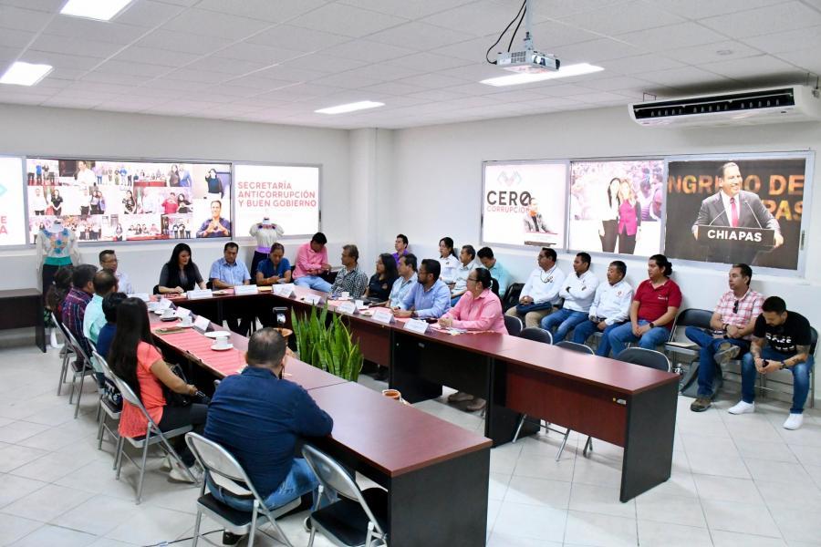 Capacitan a colegios de profesionistas en nuevo sistema de folios con QR para constancias de representantes técnicos