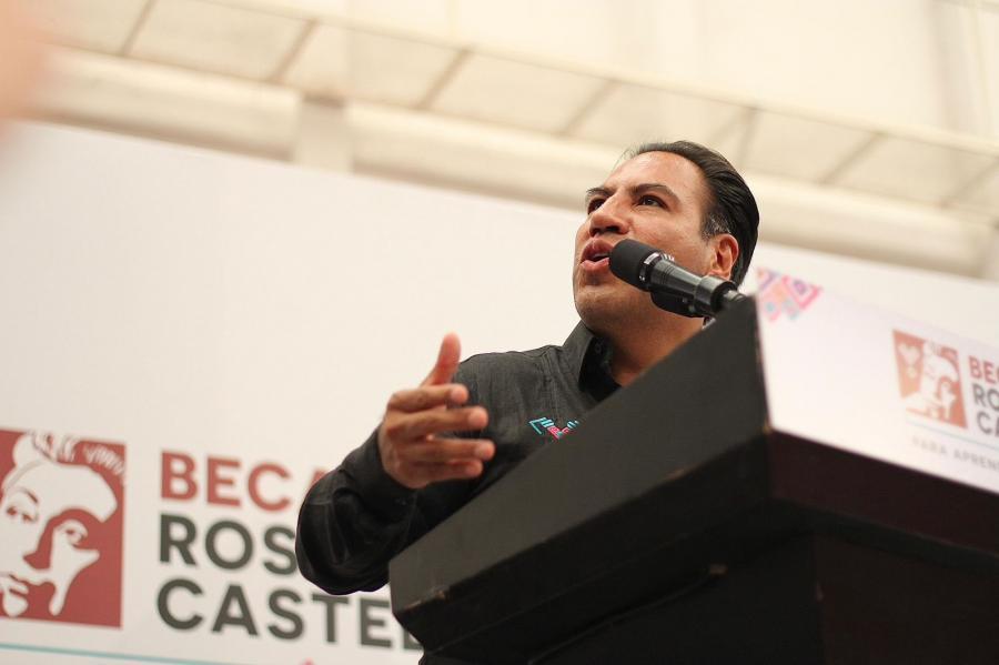 Ana Laura Romero Basurto asiste a la Entrega de Becas “Rosario Castellanos” y apoyos del programa “Conecta Chiapas”