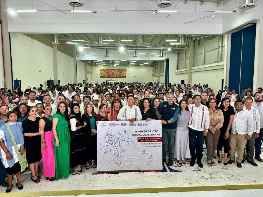 Ana Laura Romero participa en el Primer Encuentro de Regidores “Unidos por la Seguridad y la Paz en Chiapas”