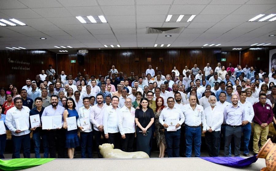 Entrega de Constancias de Registro de Contratistas 2025
