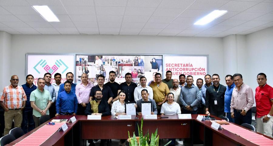 Firman Convenio de Colaboración la Secretaría Anticorrupción y Buen Gobierno y el Colegio de Arquitectos de Comitán, A.C.