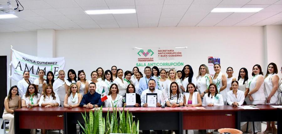 Firma de Convenio con la Asociación Mexicana de Mujeres Jefas de Empresa (AMMJE)
