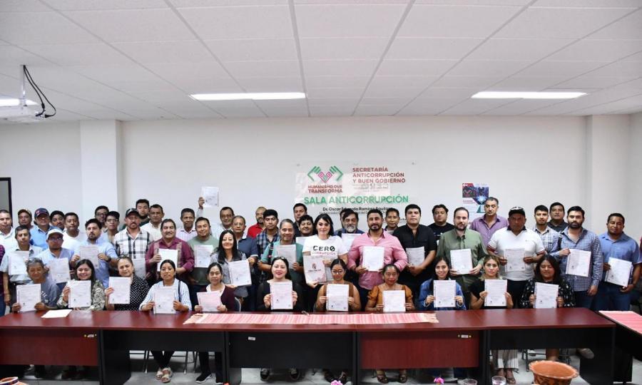 Empresas chiapanecas reciben constancias CRUC BALAM que acreditan su cumplimiento legal y administrativo