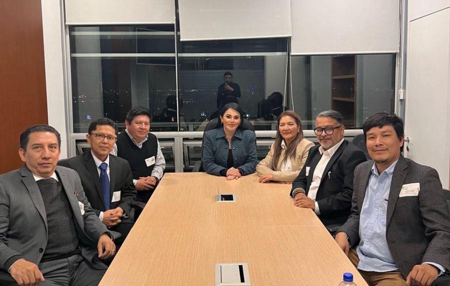 Ana Laura Romero Basurto sostiene reunión de trabajo en la Auditoría Superior de la Federación