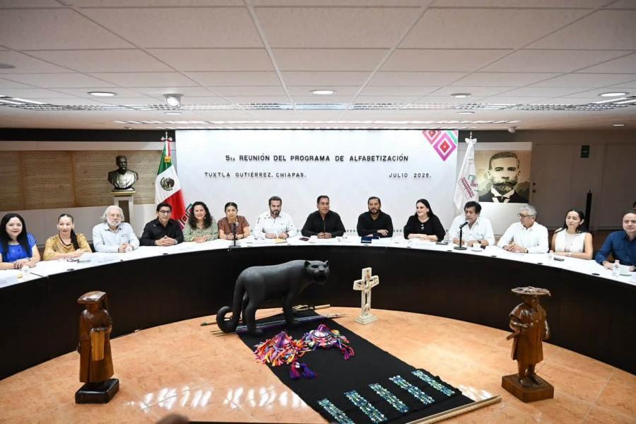 Ana Laura Romero Basurto participa en reunión de gabinete para evaluar avances del programa Chiapas Puede